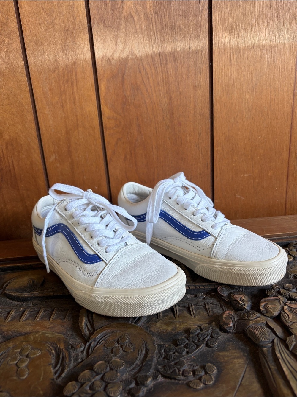 Vans White Low-Top Sneakers with Blue Side Stripe